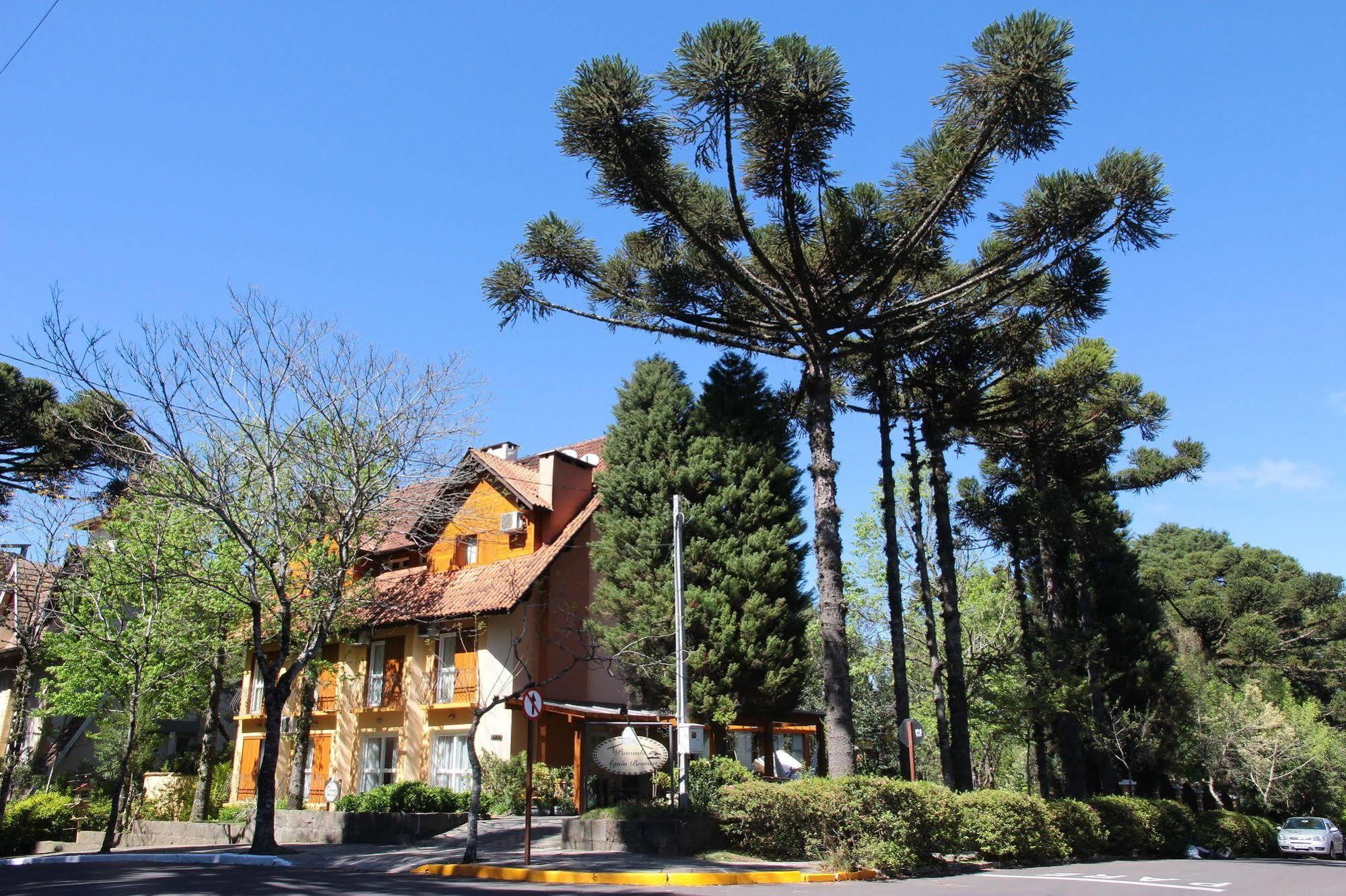 Pousada Aguia Branca Gramado Exteriör bild